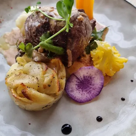 Golden Tulip & Rooftop Provence Hotel Martigues