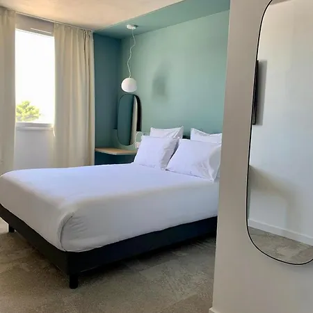 Golden Tulip Hotel & Rooftop Martigues Provence