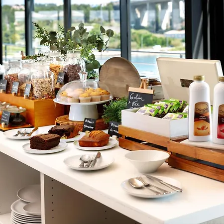 Hotel Golden Tulip Hotel & Rooftop Martigues Provence