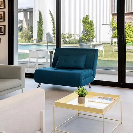 Golden Tulip Hotel & Rooftop Martigues Provence 4*